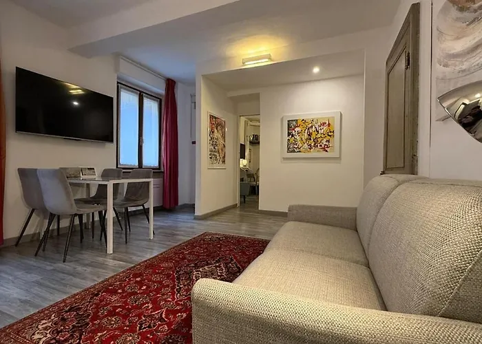 Suite Cavour